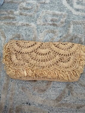 Woven Raffia Fringe Clutch - Natural